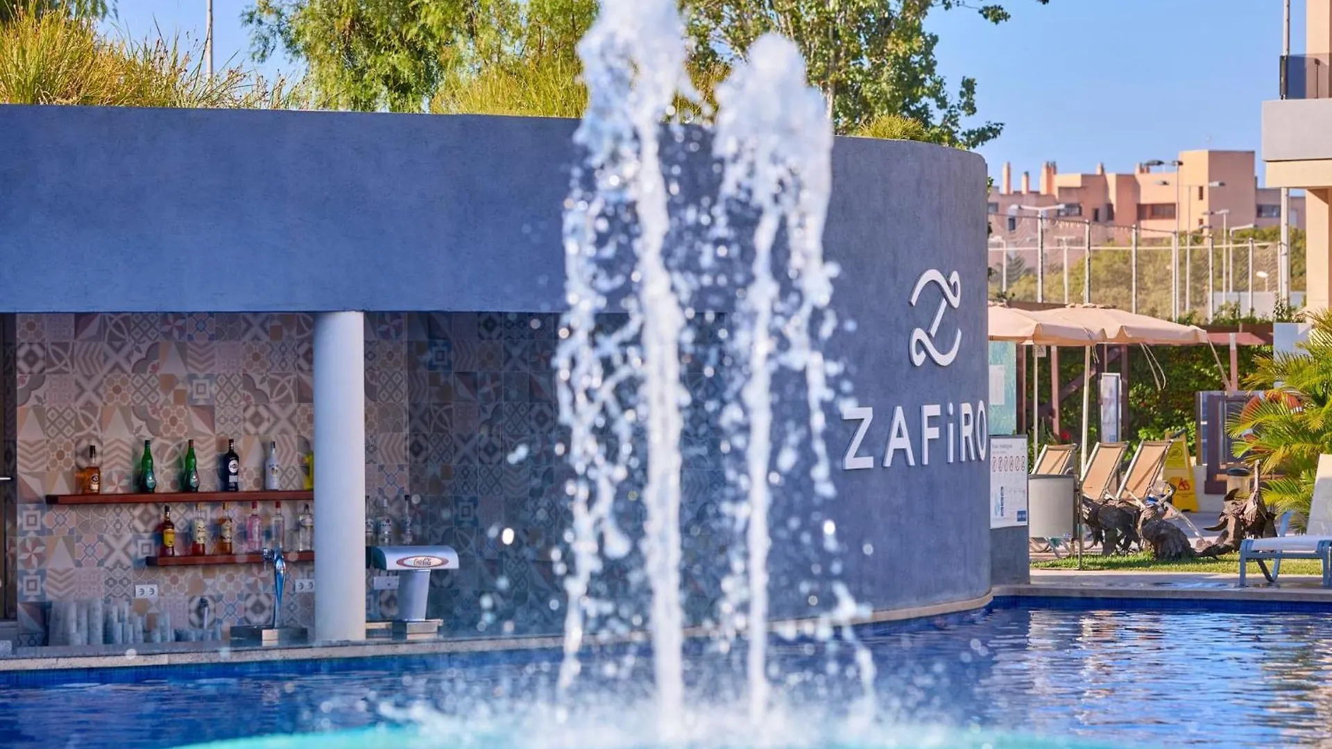 Апарт отель Zafiro Palmanova 4*, Пальма Нова Испания